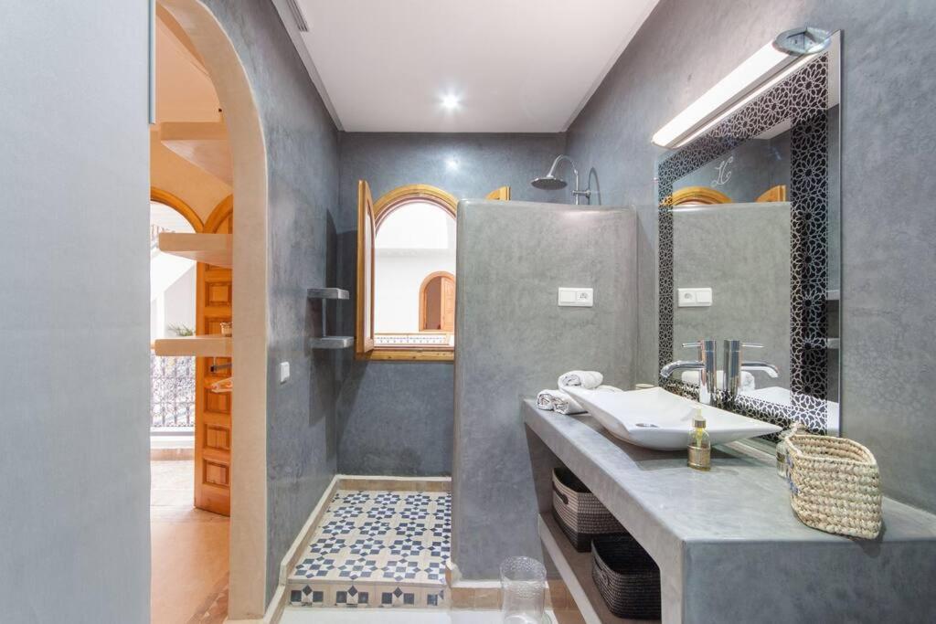 Riad Melilo Avec Piscine Chauffee Marrakesh Exterior photo