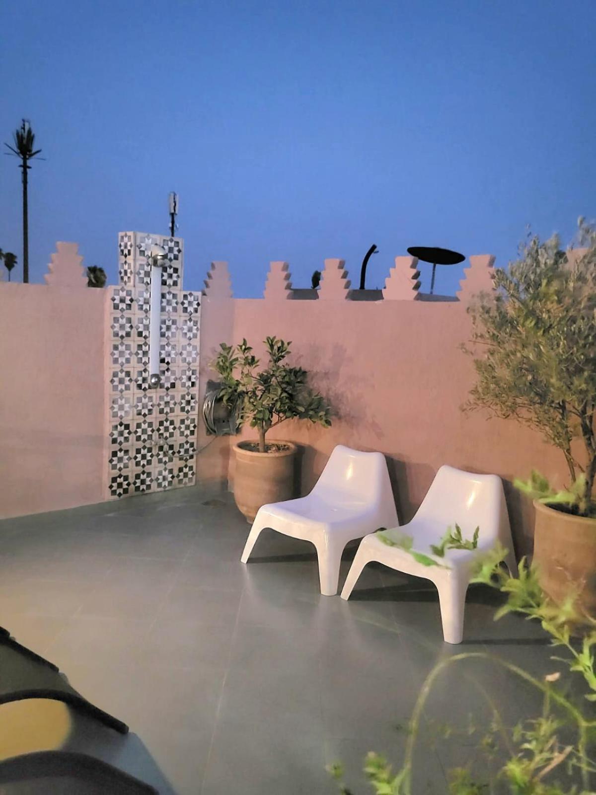Riad Melilo Avec Piscine Chauffee Marrakesh Exterior photo