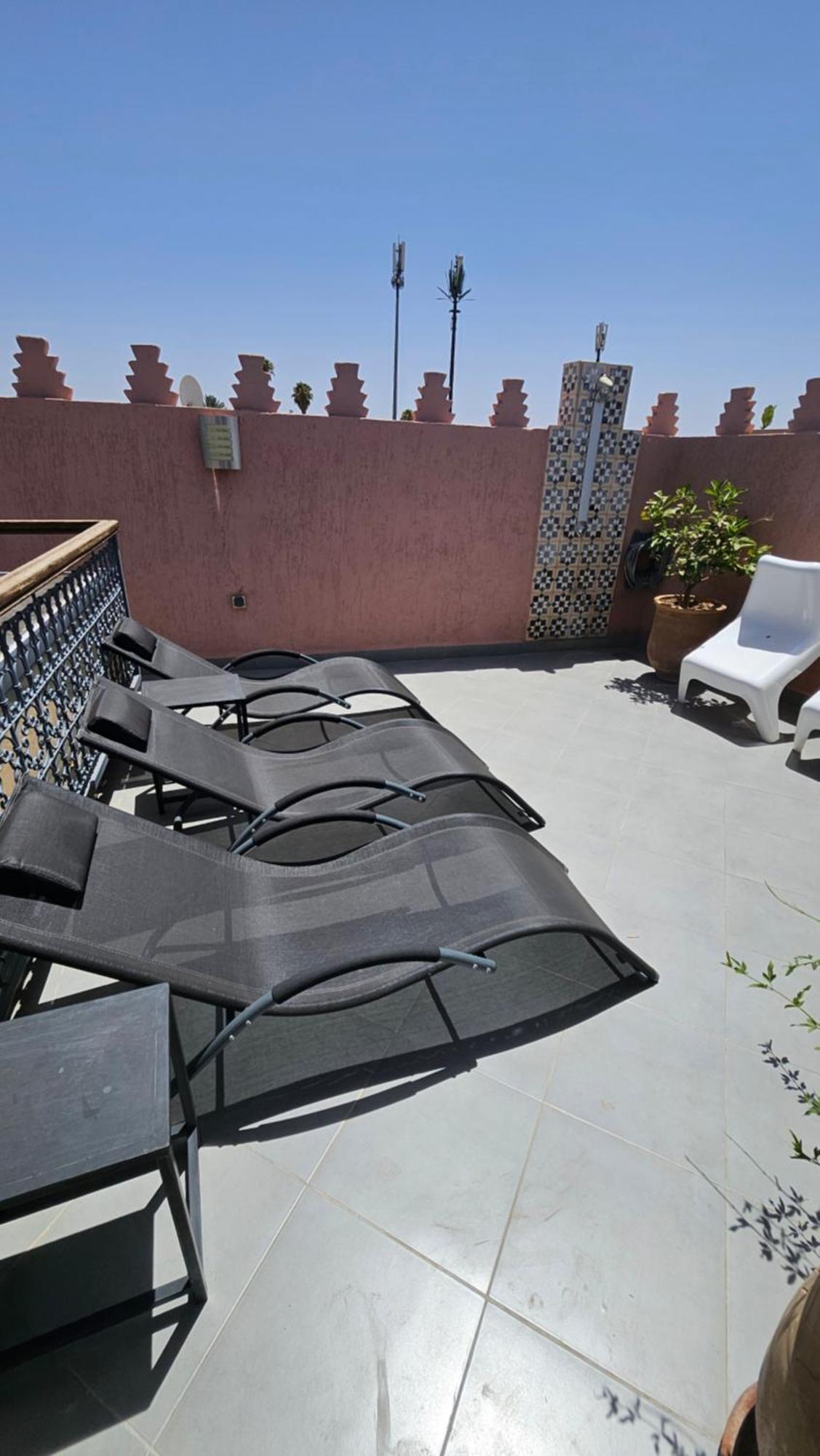 Riad Melilo Avec Piscine Chauffee Marrakesh Exterior photo